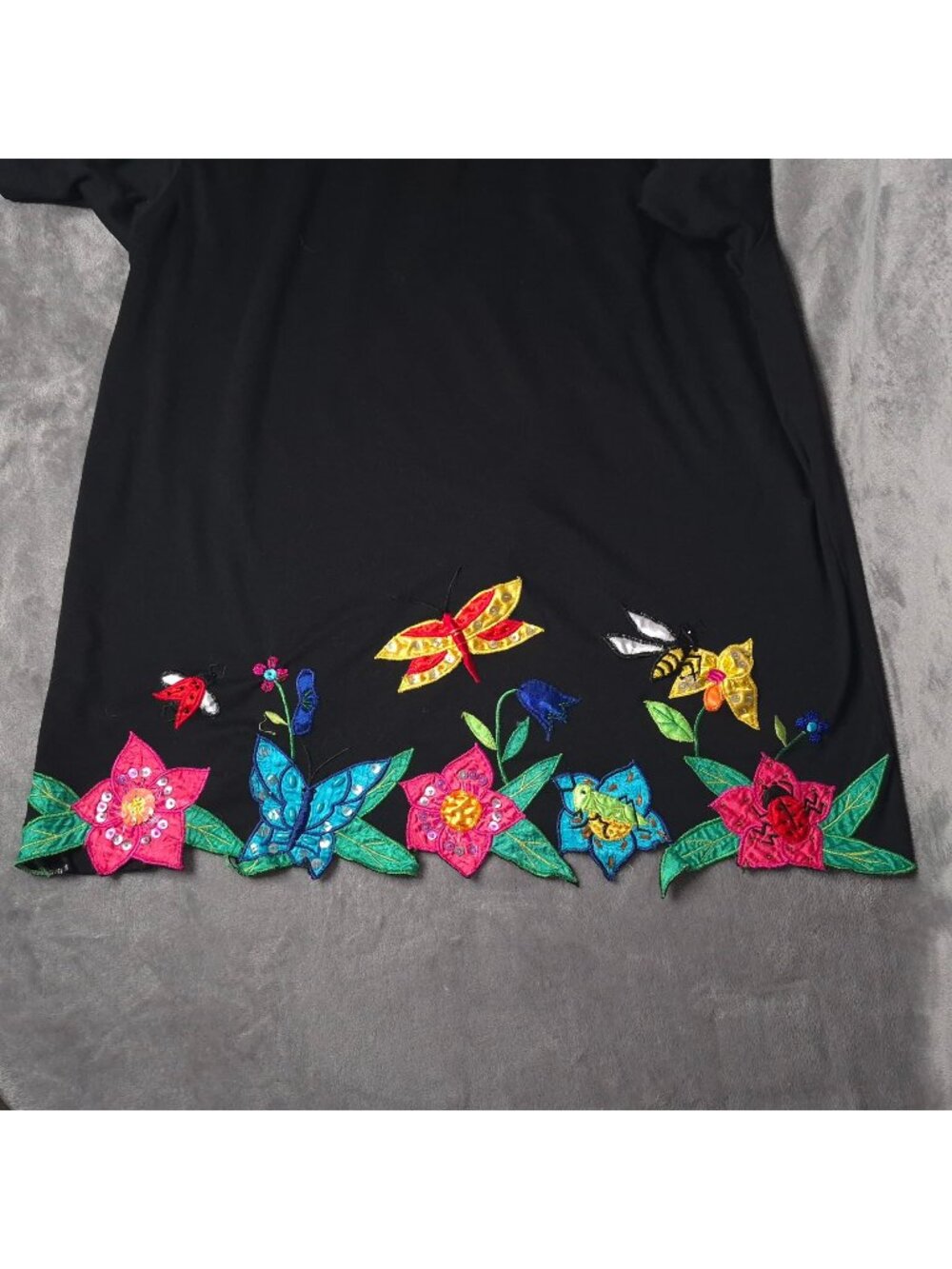 Victoria Woman Black Top 1X Floral Butterfly Embroidered Short Sleeve Top Tee